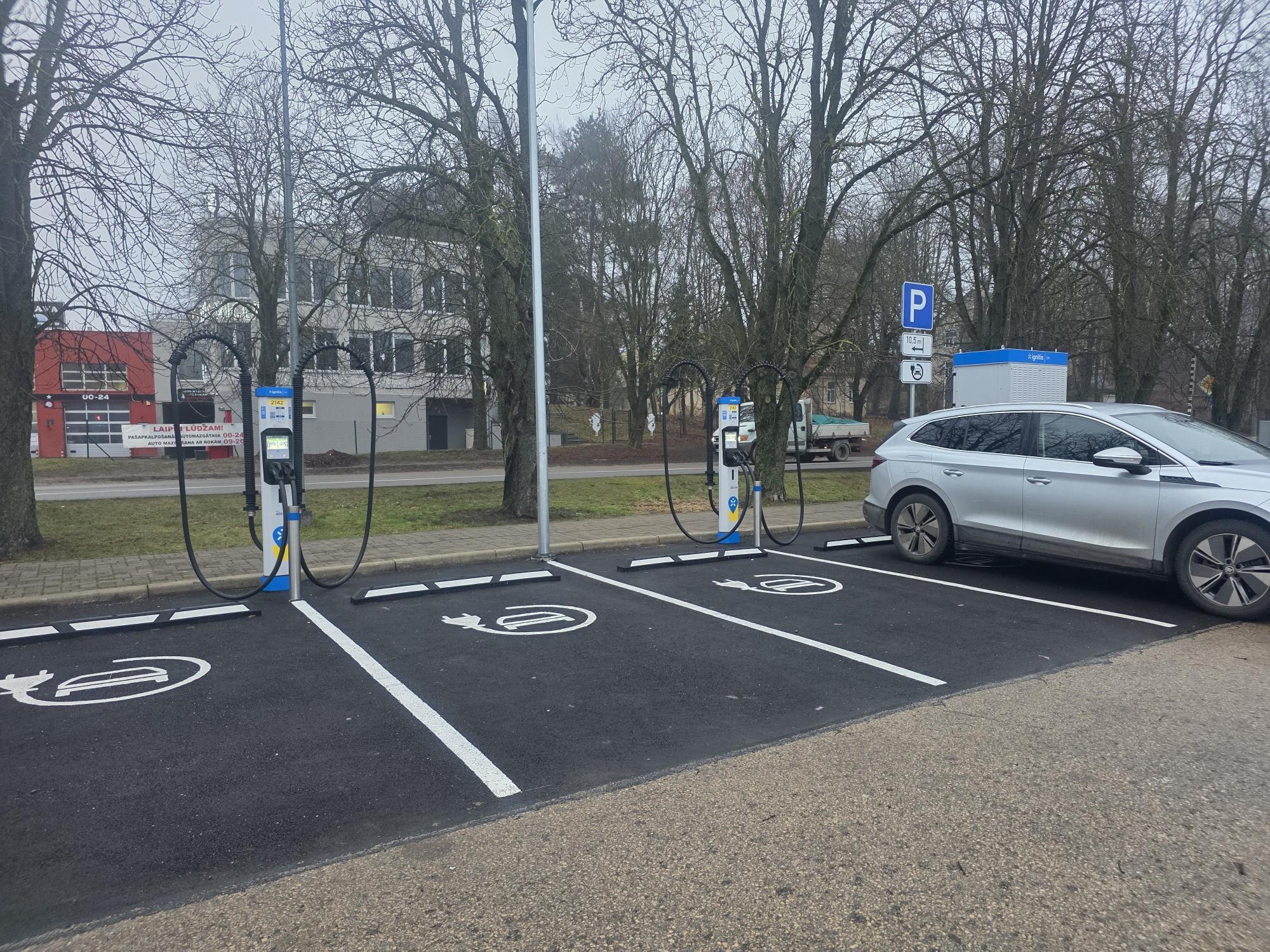 MAXIMA | Slokas iela 124, Kurzemes rajons, Rīga, LV-1067, Latvia | EV ...