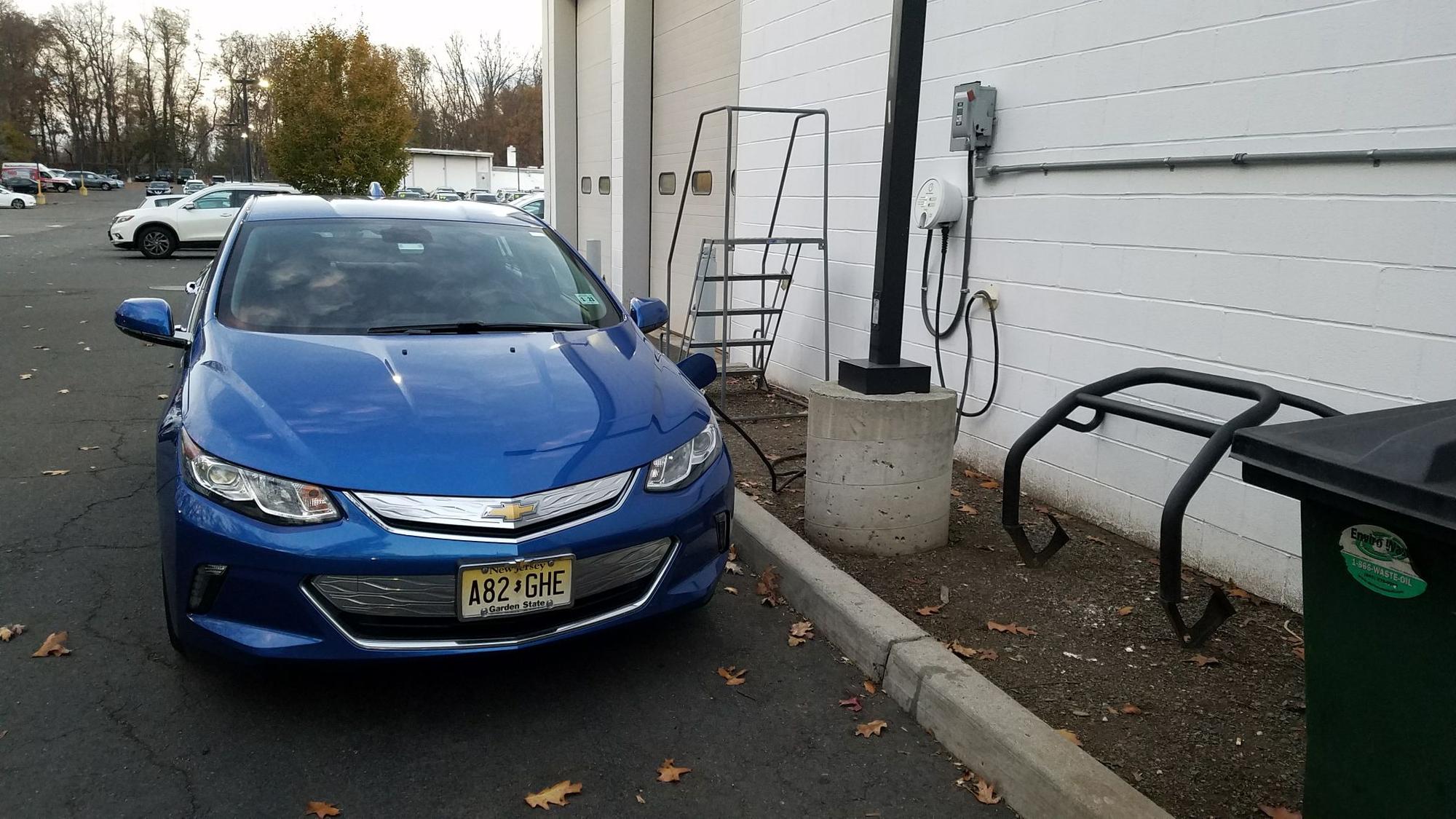 Rockland Nissan Blauvelt, NY EV Station