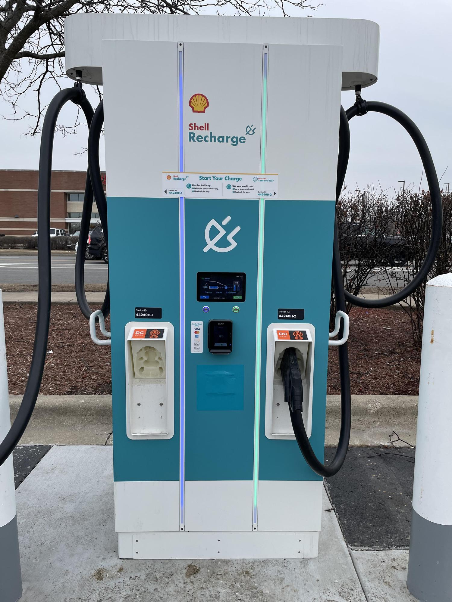 Combo Shell Shell - 609 N Cass Avenue | Westmont, IL | EV Station