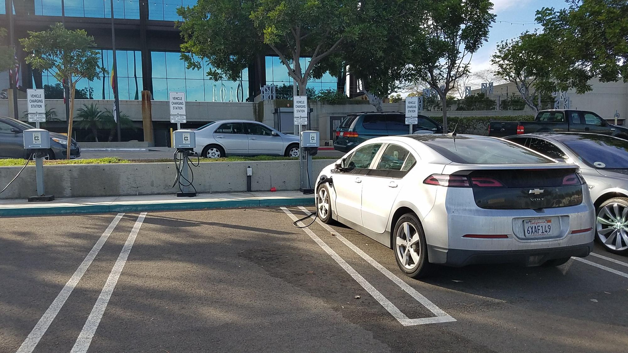 Port of Los Angeles Administration PlugShare