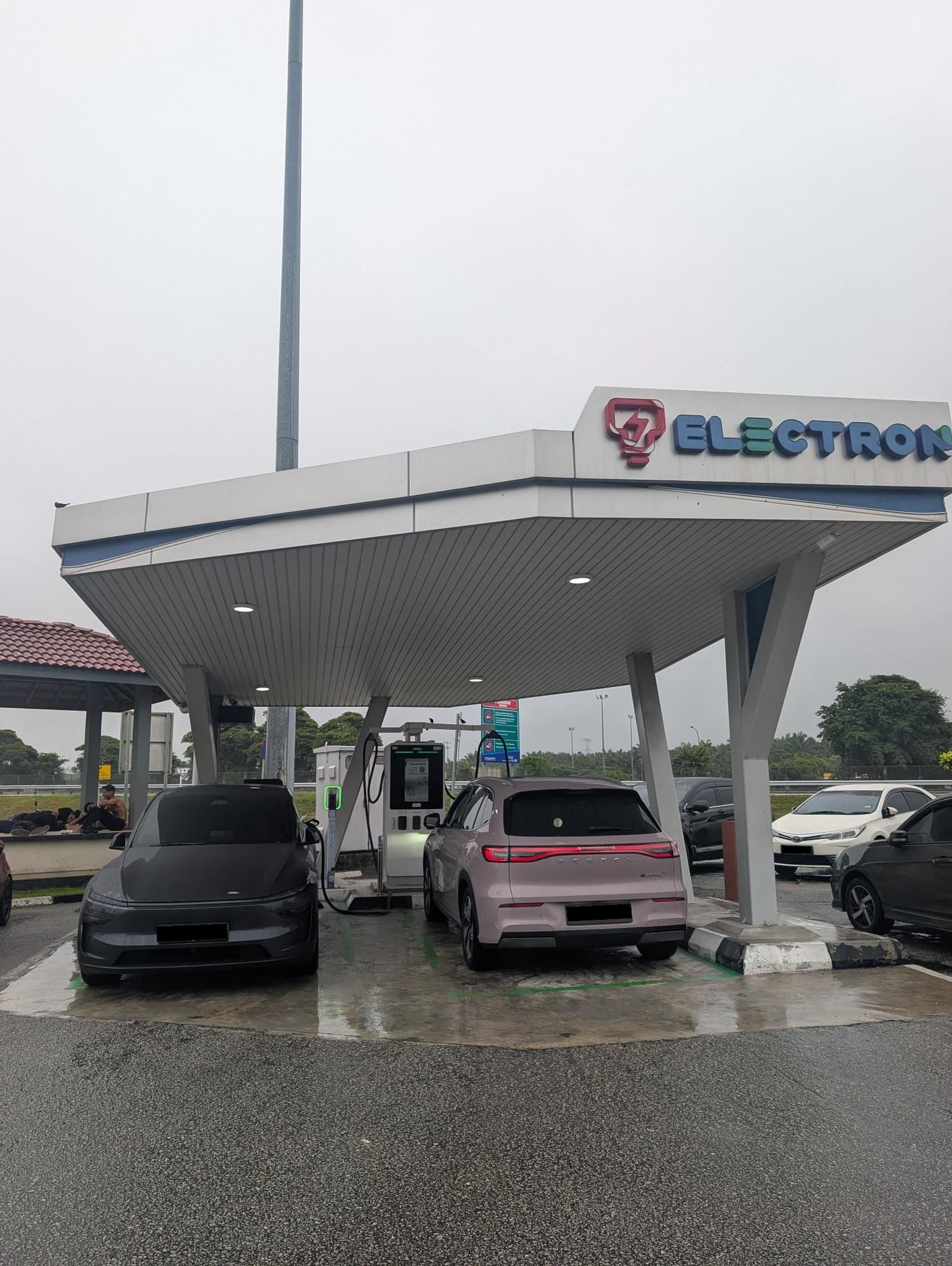 Tapah R R Tapah R&R Northbound | Tapah, Perak | EV Station