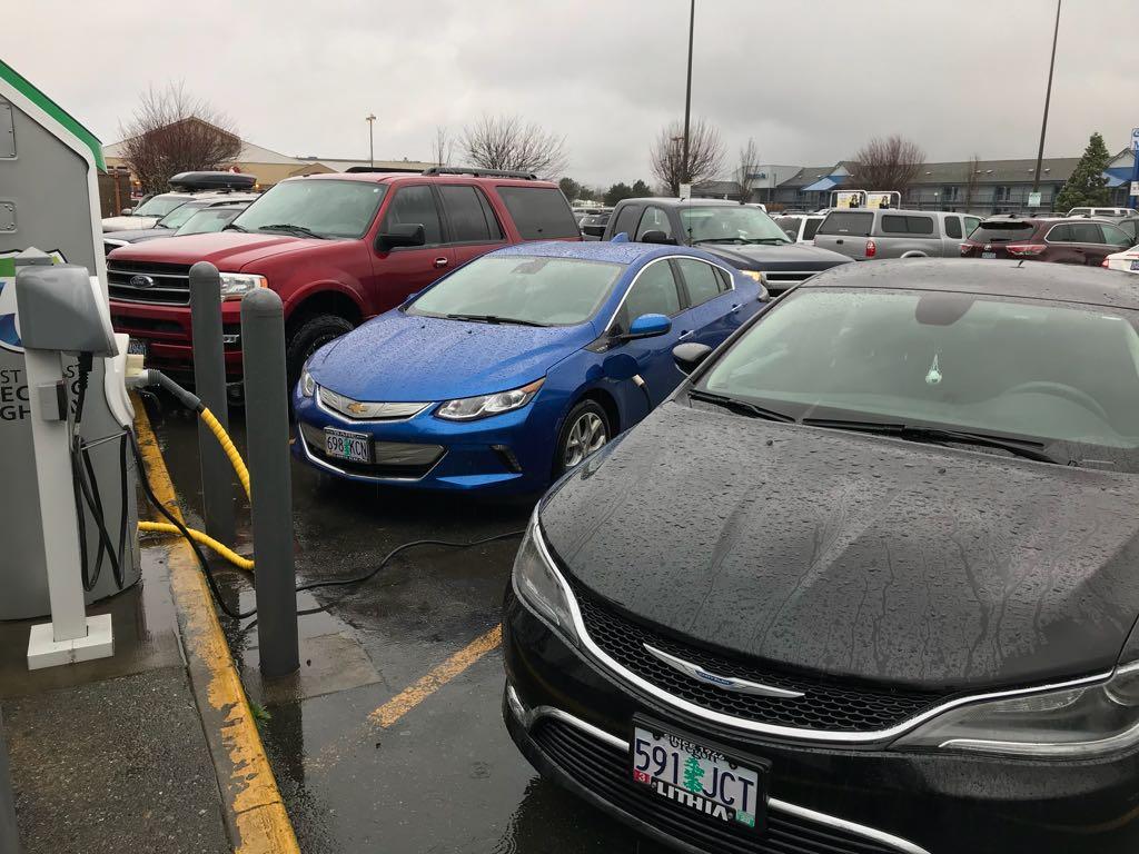 Fred Meyer | Coos Bay, OR | EV Station