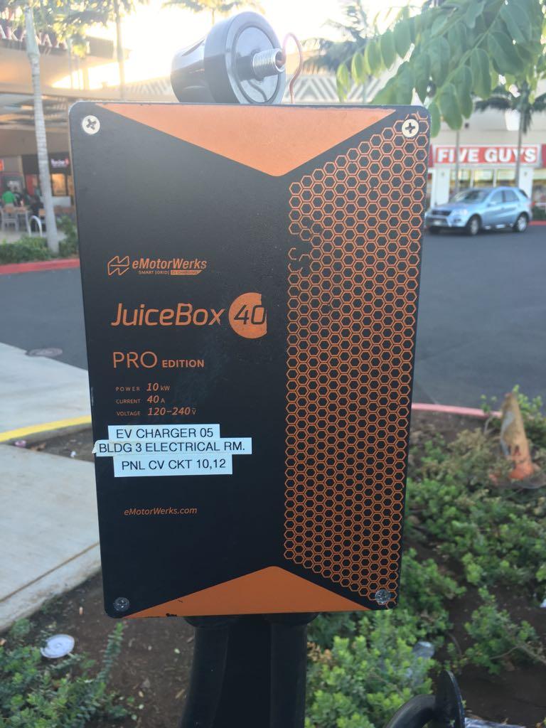 Ka Makana Ali'i Five Guys Kapolei, HI EV Station