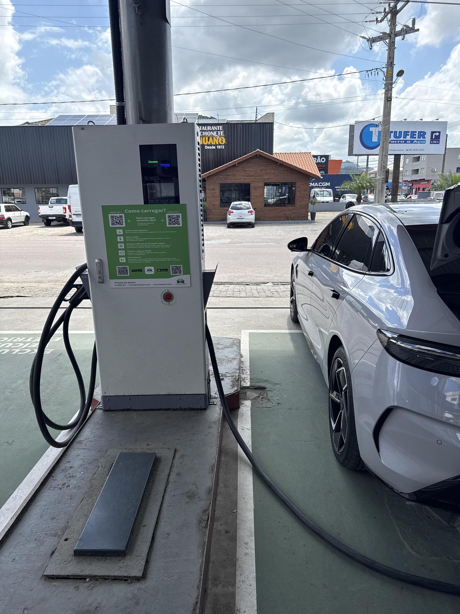 Auto Posto Fratelli ( ChargerPoint ) App 1,69 Kwh | R. Germano Kuerten ...