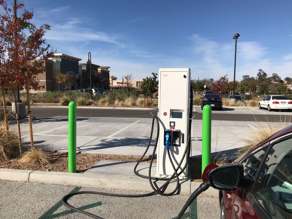Bridgeport Marketplace Santa Clarita, CA EV Station