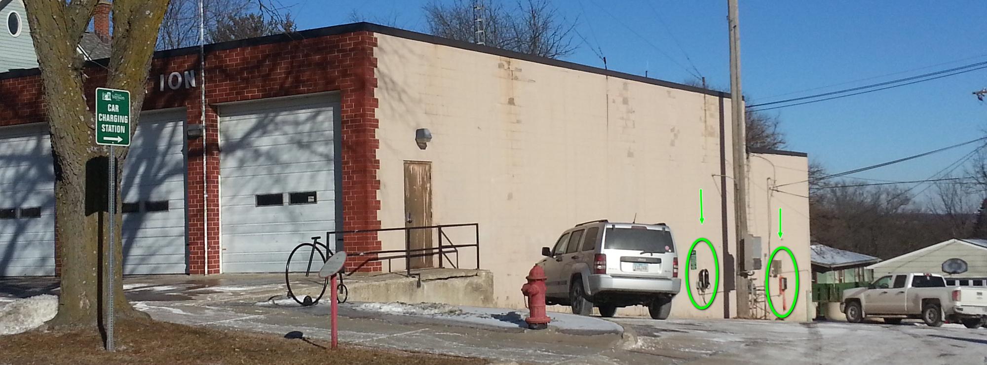 Mount Vernon City Hall Mt Vernon, IA EV Station