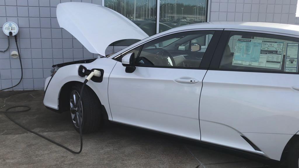 GrayDaniels Nissan Brandon Brandon, MS EV Station
