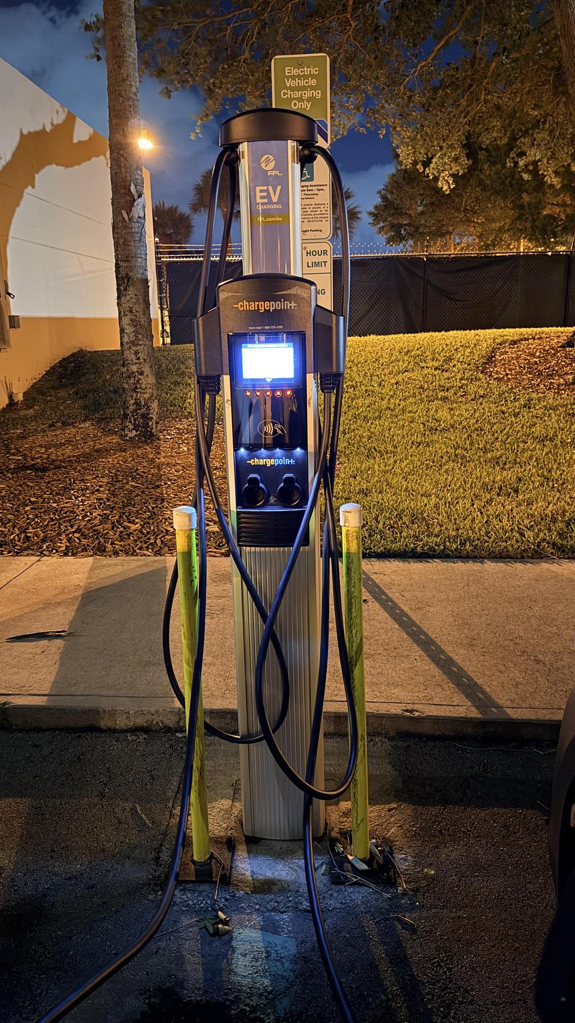 FPL EVOLUTION COCONUT CREEK 5 | Coconut Creek, FL | EV Station