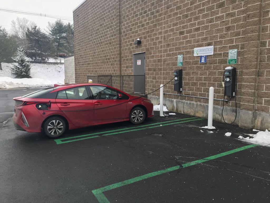 Wallingford Train Station Wallingford, CT EV Station