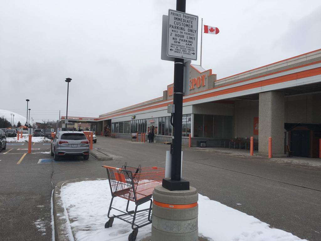 The Home Depot Richmond Hill, ON EV Station