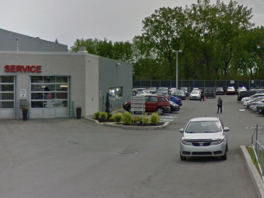 Complexe KIA de Montréal Montréal, QC EV Station