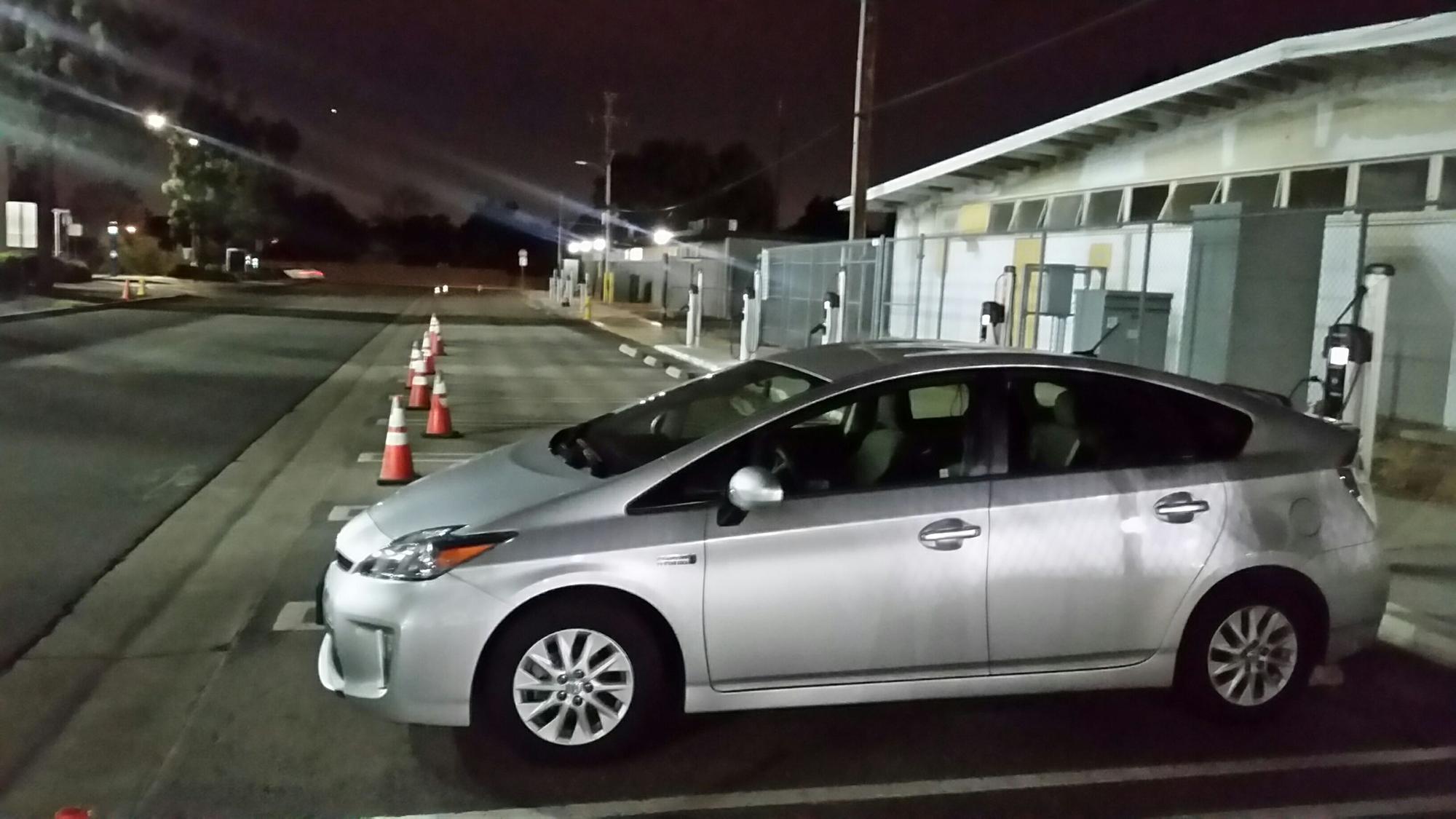 Cal State Fullerton Shipping & Receiving Fullerton, CA EV Station