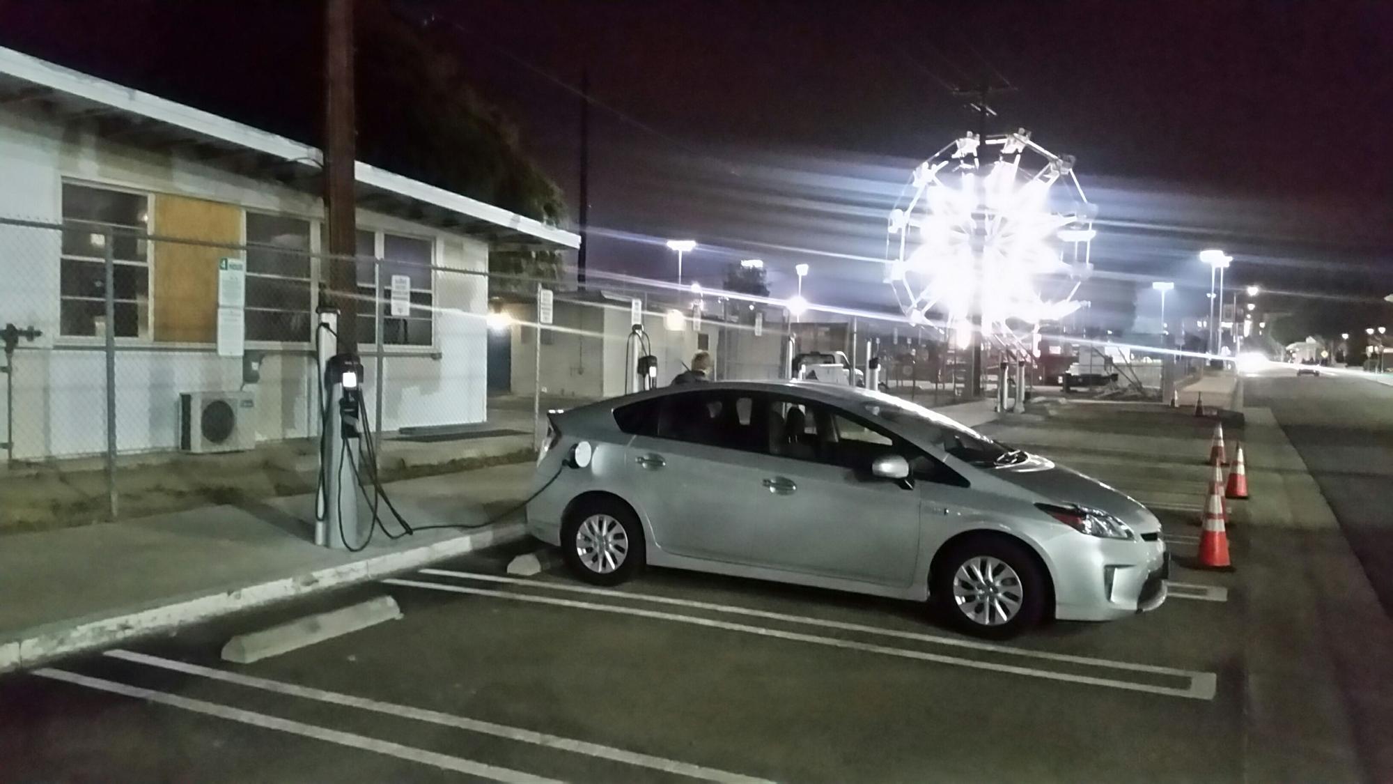 Cal State Fullerton Shipping & Receiving Fullerton, CA EV Station
