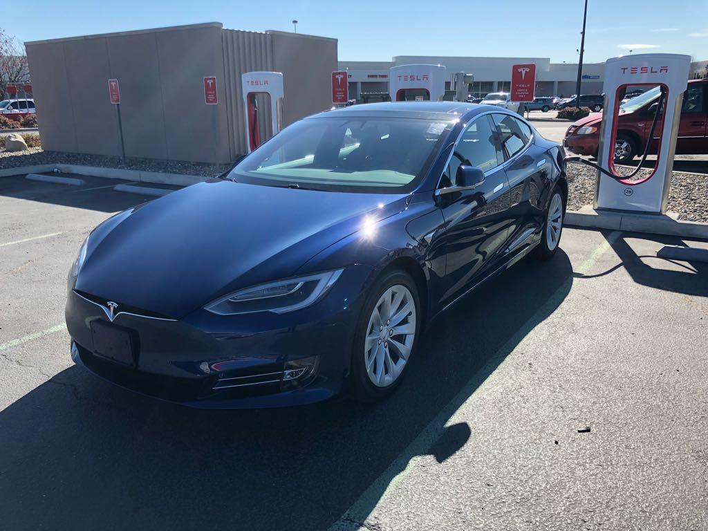 Fred Meyer (1) Kennewick, WA EV Station