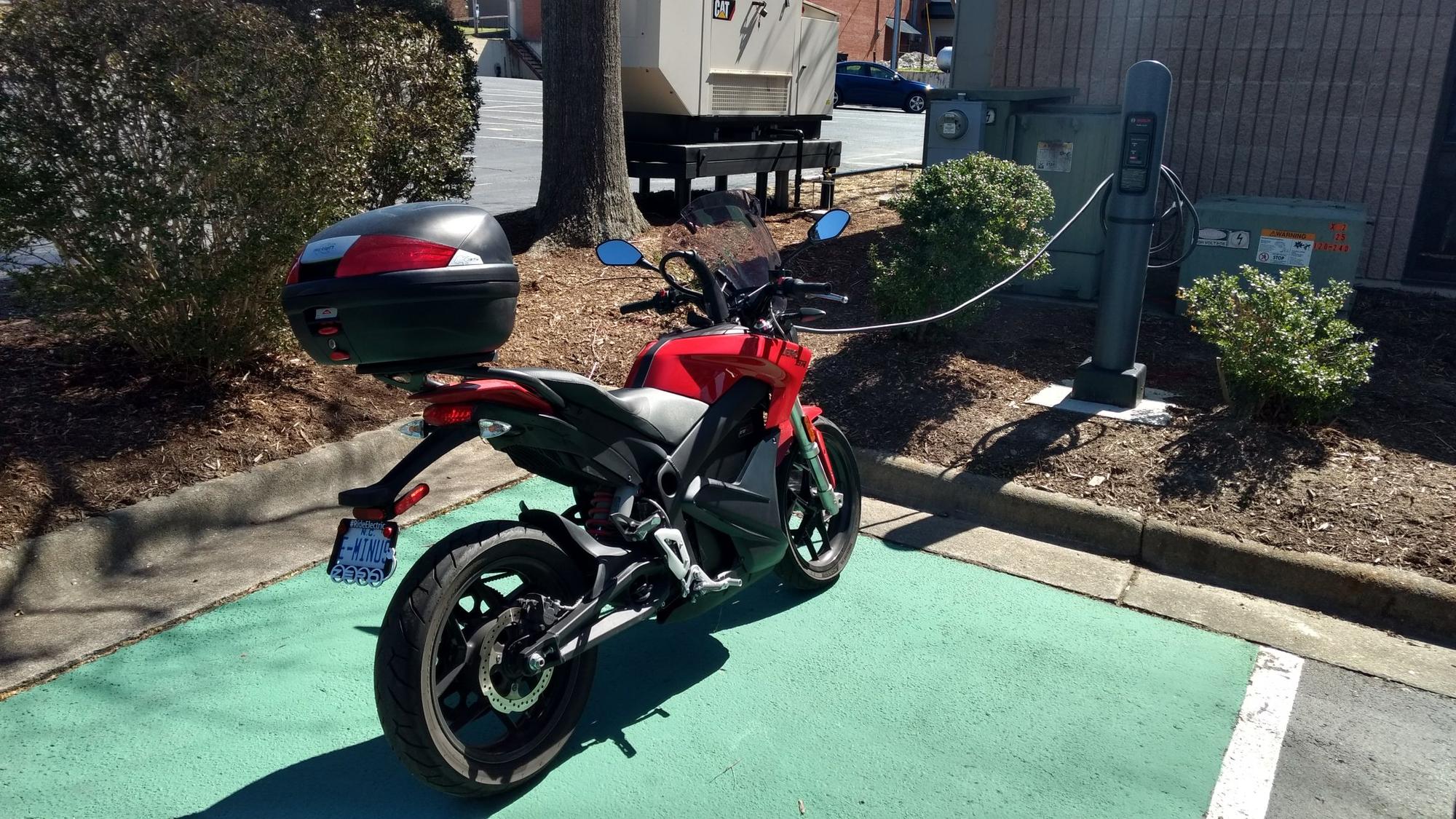 Louisburg Town Hall Louisburg, NC EV Station