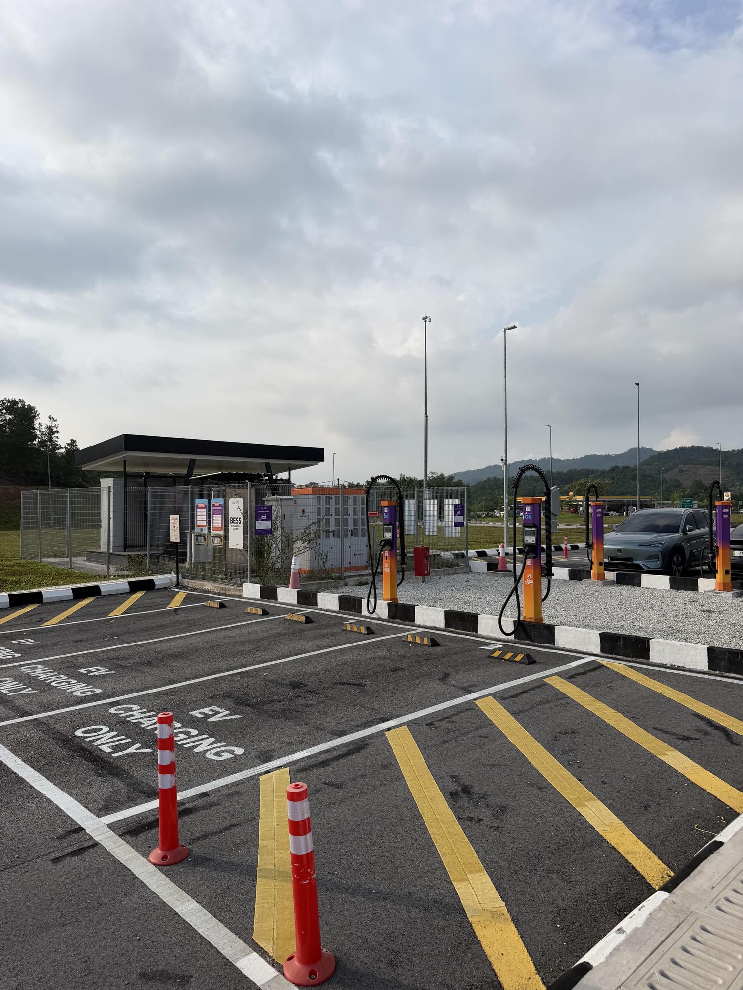 Gentari | R&R Perasing both bounds (150kW DC) | Chukai, Terengganu | EV ...