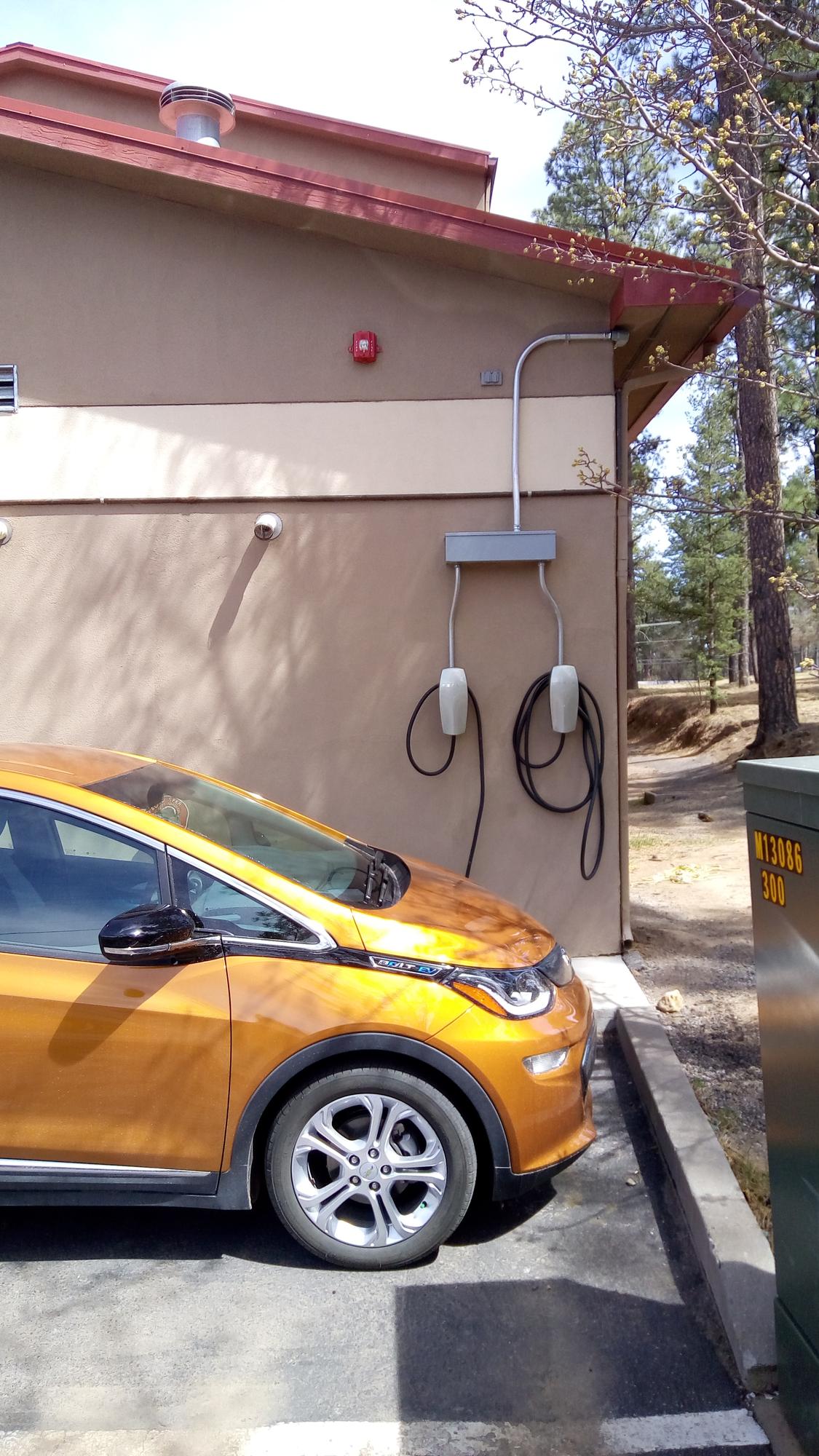 Comfort Inn & Suites Midtown | Ruidoso, NM | EV Station