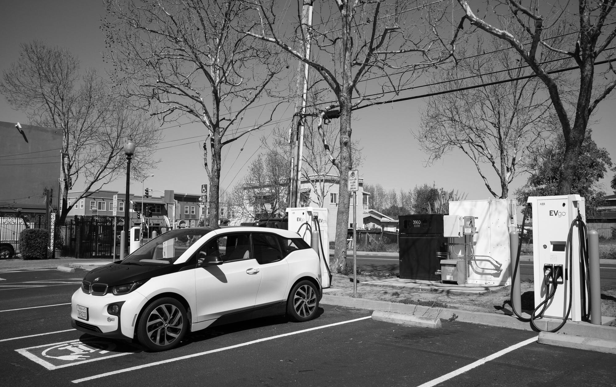 Union City Smith Street Parking Union City, CA EV Station