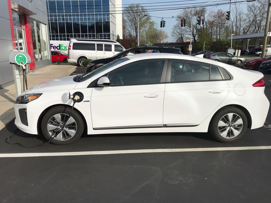 Paul Miller Nissan Fairfield, CT EV Station