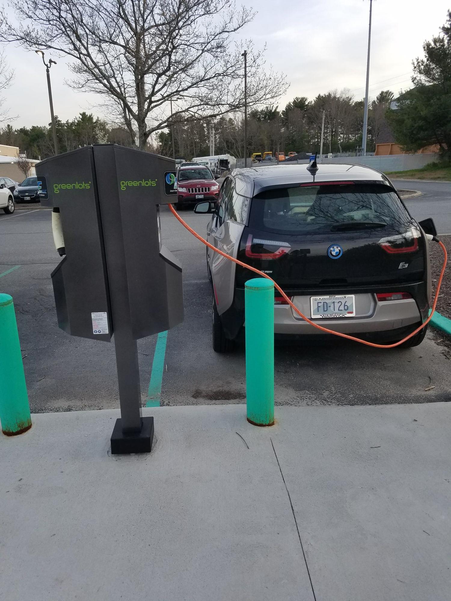 Coventry Town Hall Library Coventry, RI EV Station