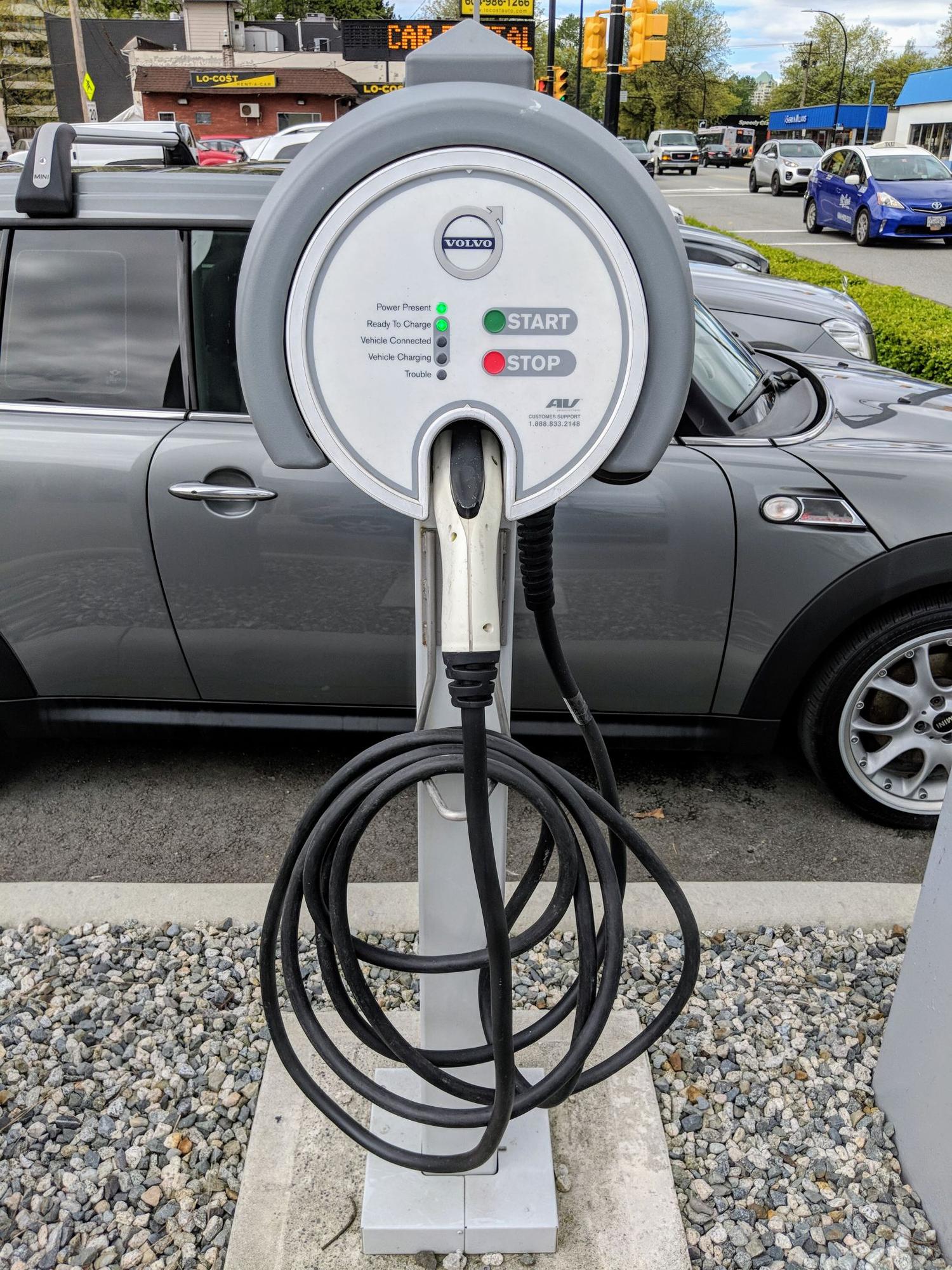 Jim Pattison Volvo North Vancouver, BC