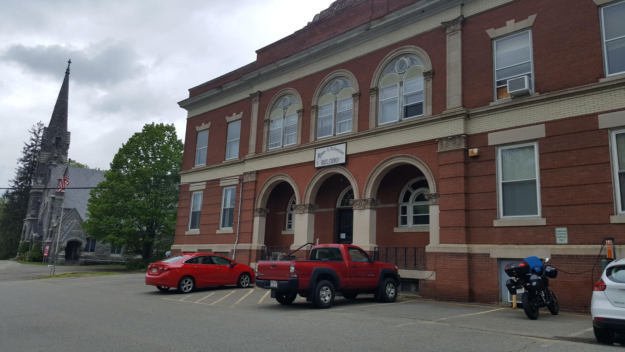 Hardwick Police Station Hardwick, MA EV Station