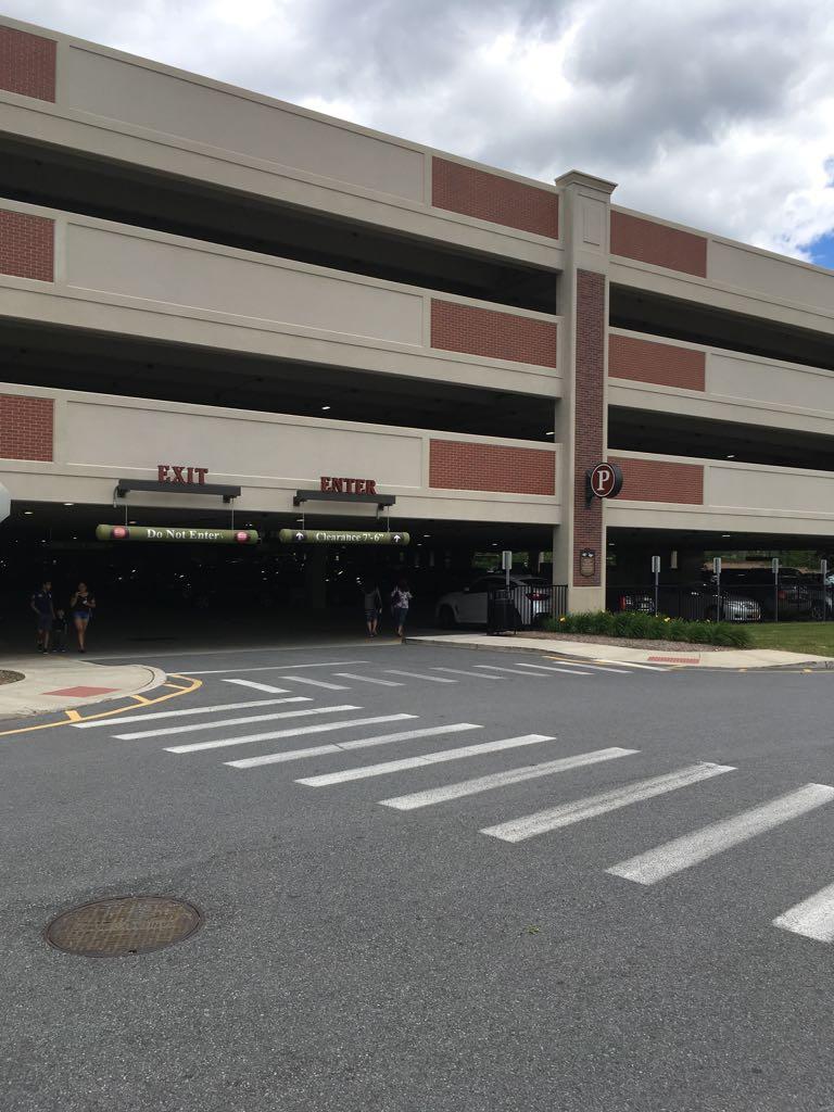 Woodbury Common Premium Outlets (1) Woodbury, NY EV Station