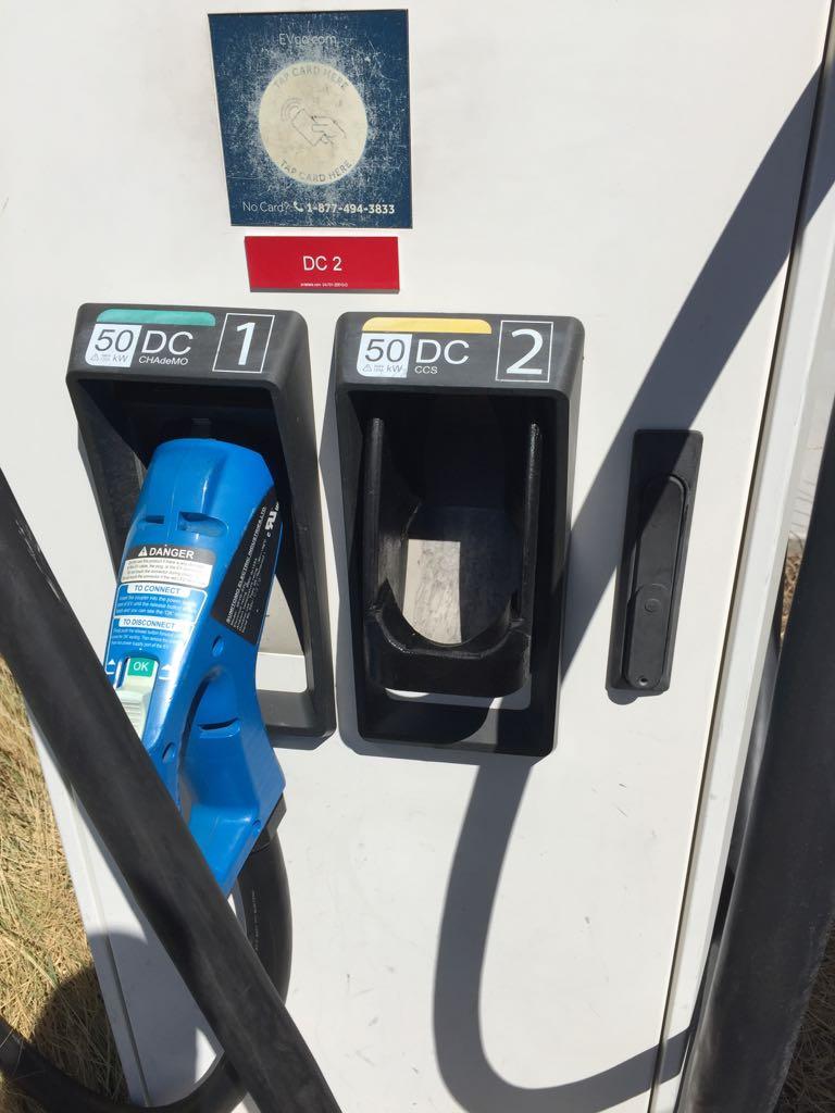 Bridgeport Marketplace Santa Clarita, CA EV Station