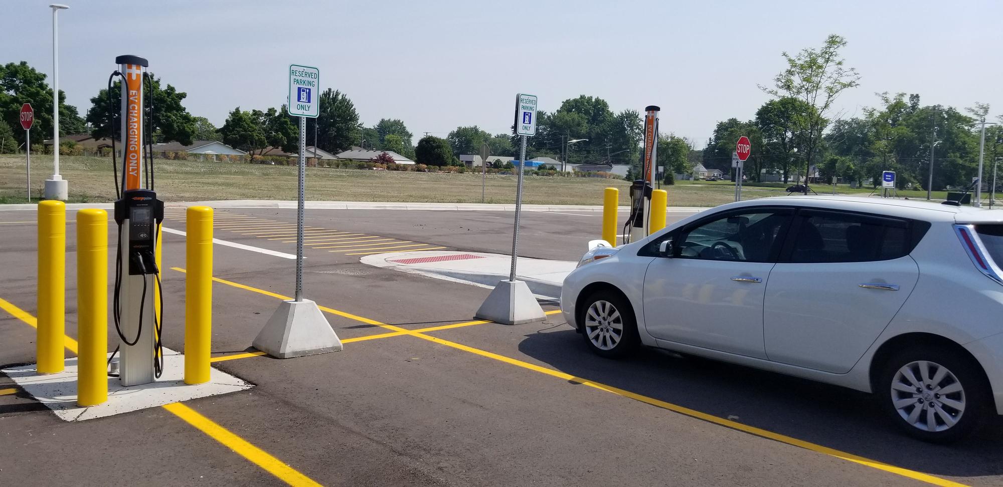 Meijer Warren, MI EV Station
