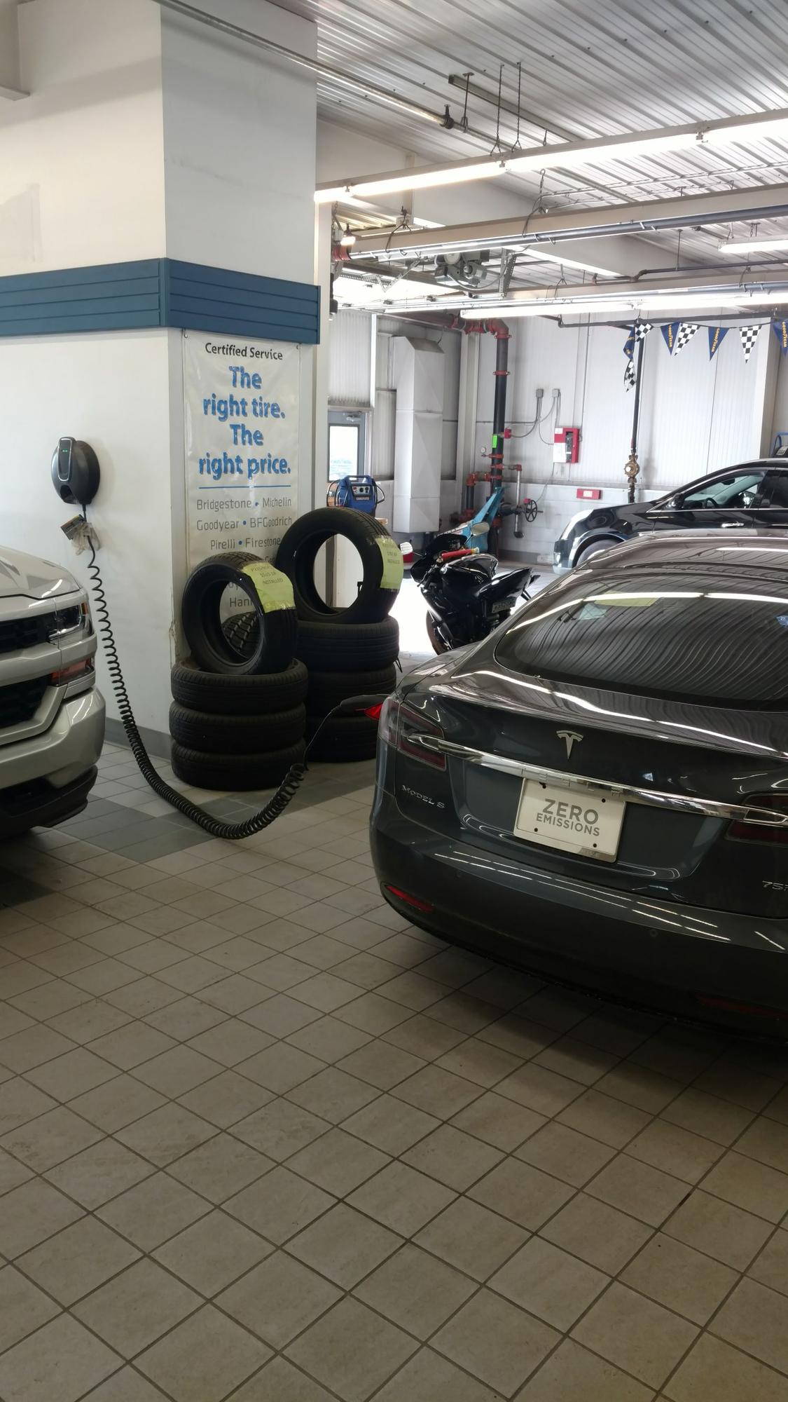Alexandria Motors Service Center Alexandria, MN EV Station