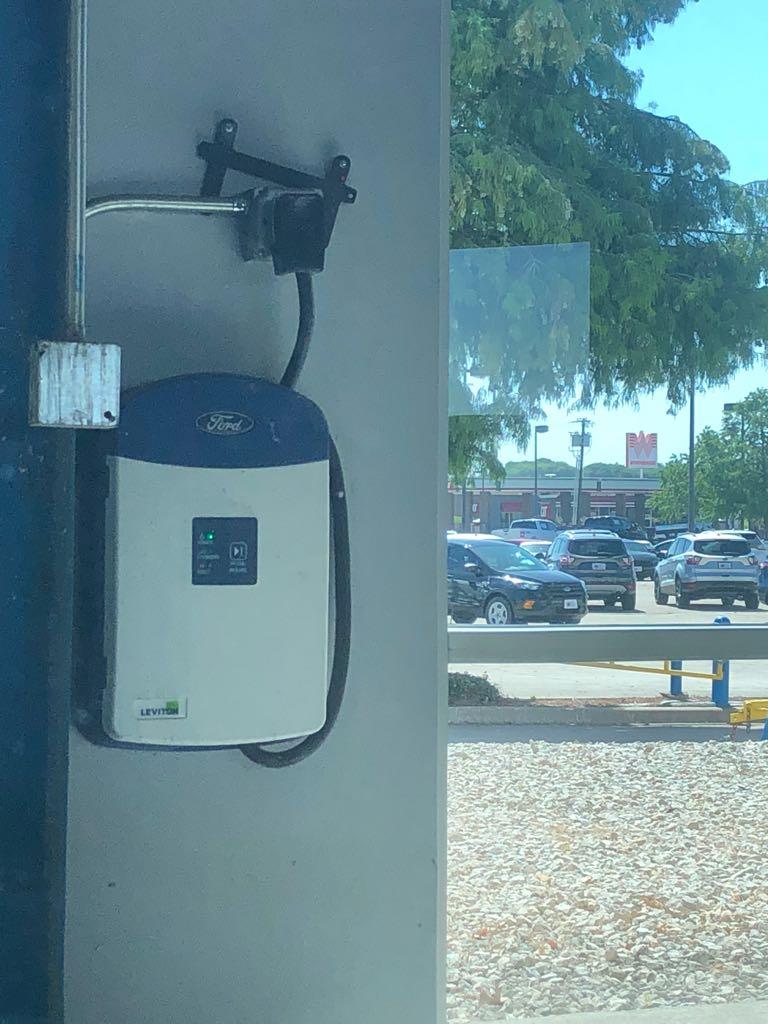 Grand Prairie Ford Grand Prairie, TX EV Station