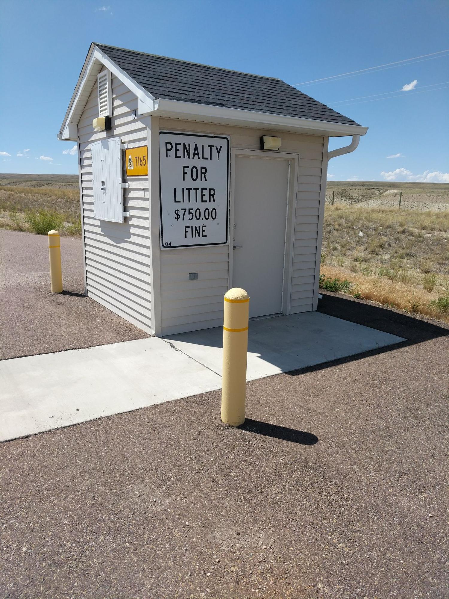DOT Public Scale Fort Bridger, WY EV Station