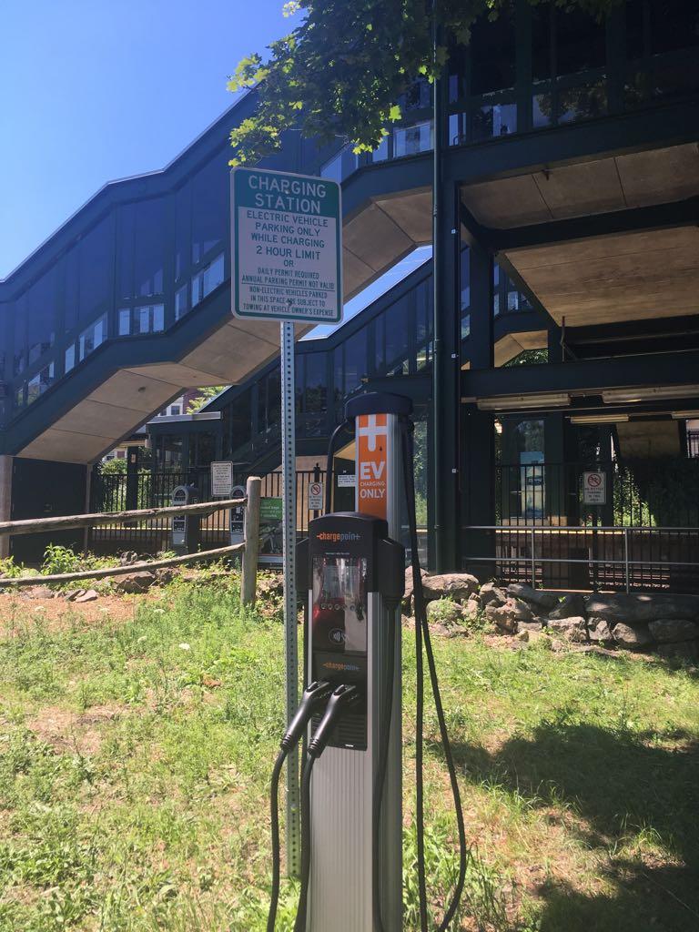 katonah-train-station-katonah-ny-ev-station