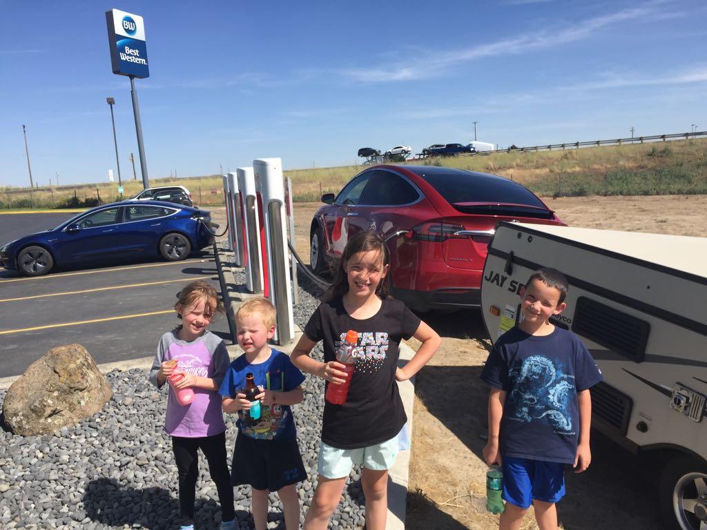 Best Western Plus Bronco Inn Ritzville, WA EV Station