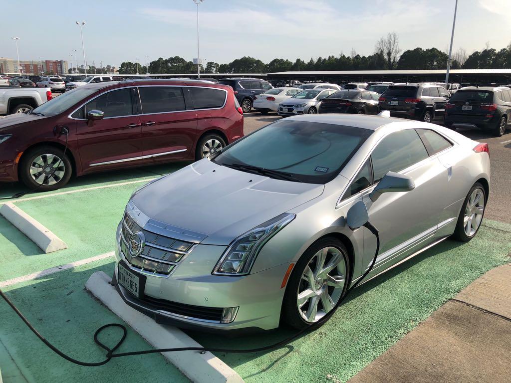 Bush Airport (IAH) Ecopark 1 Houston, TX EV Station