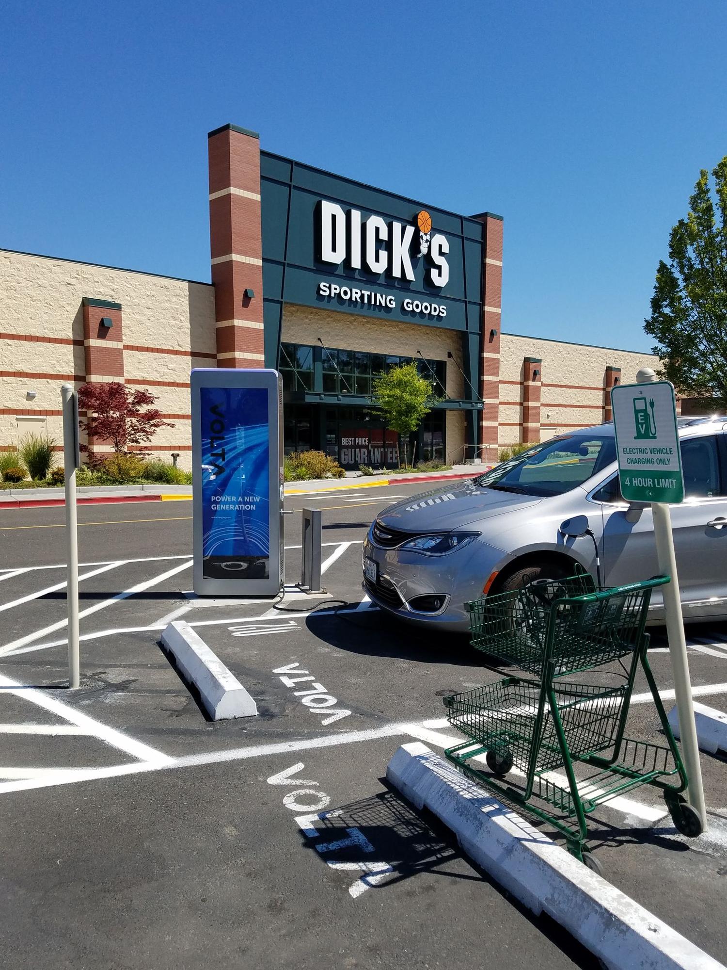 Kitsap Mall Dick's Sporting Goods Silverdale, WA EV Station