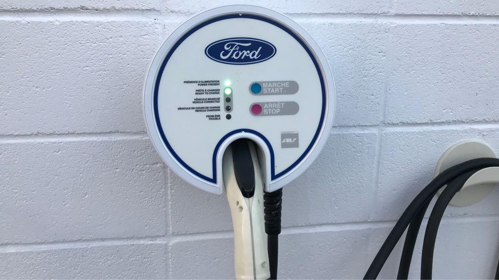 Alma Ford Alma, QC EV Station