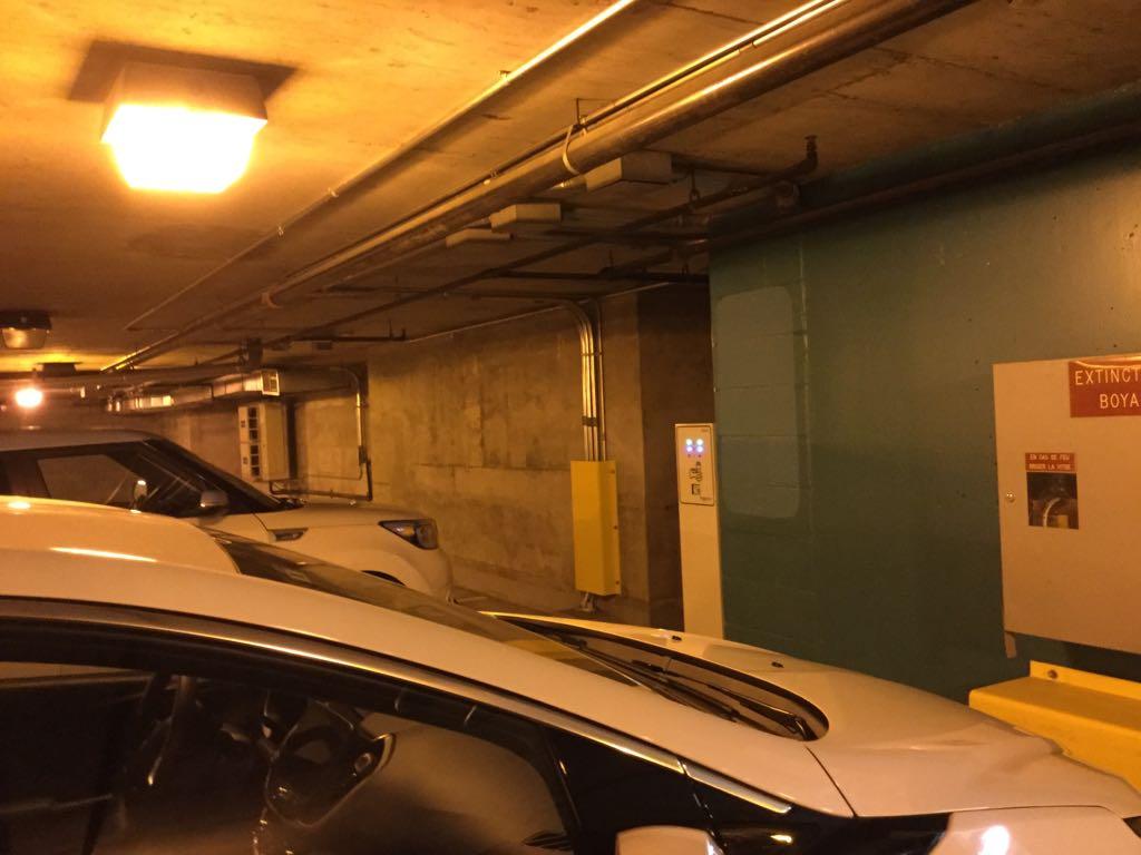1560 Rue Sherbrooke Est Montréal Québec H2l 4m1