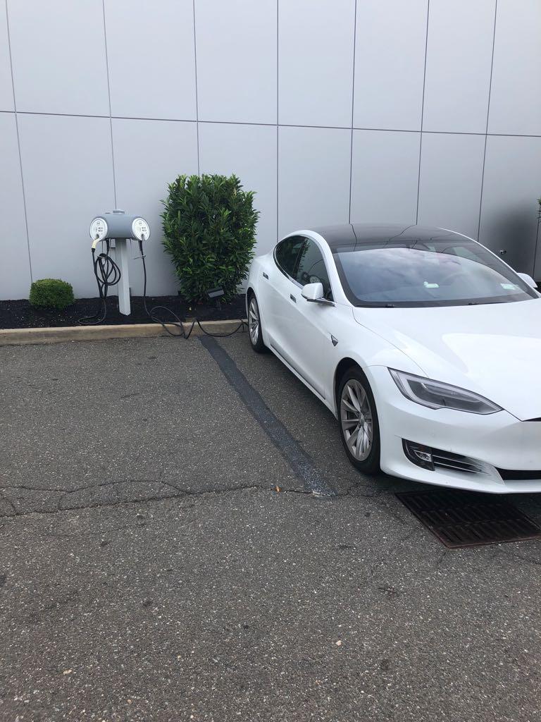 Glen Cove Volvo Glen Cove, NY EV Station