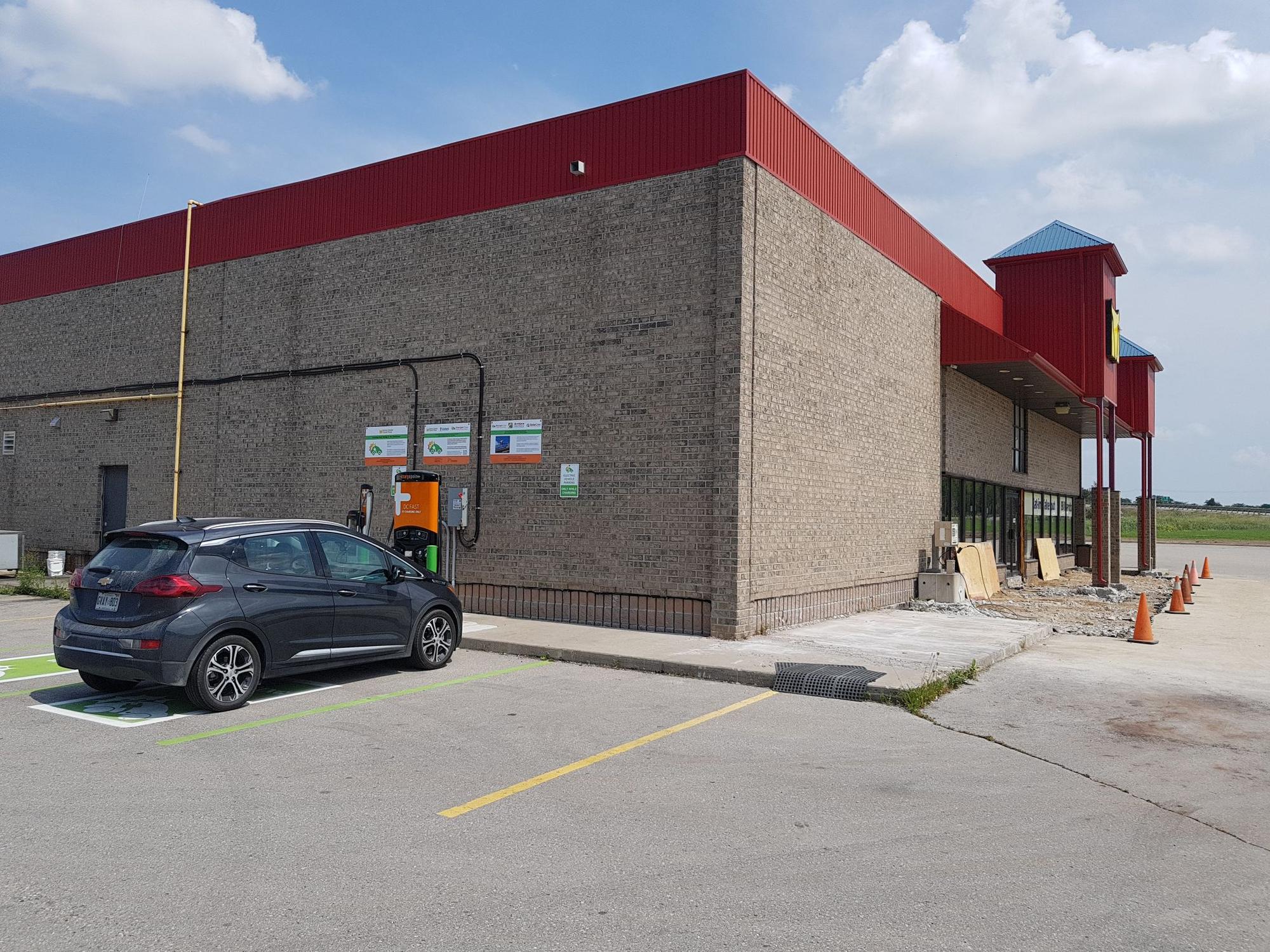 Drumbo Truck Stop / Shell Gas Station Drumbo, ON EV Station
