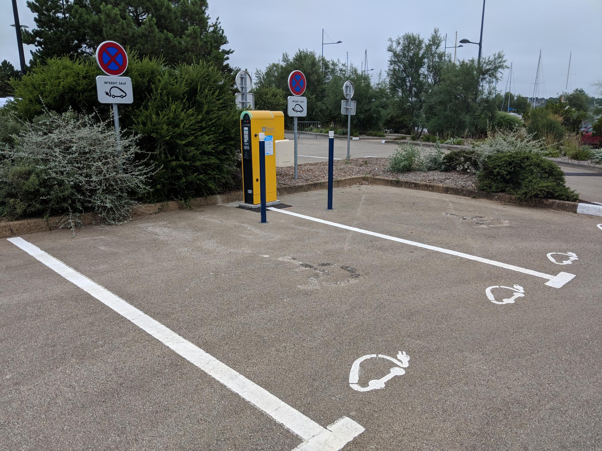 Oc anopolis Brest Bretagne EV Station Oc anopolis Brest Bretagne EV Station