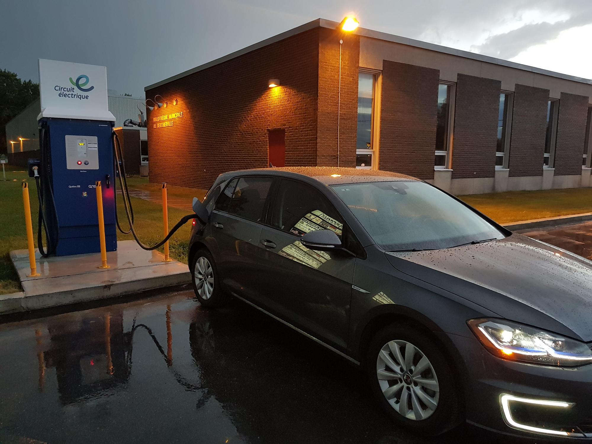 Aréna Joannie-Rochette | Berthierville, QC | EV Station