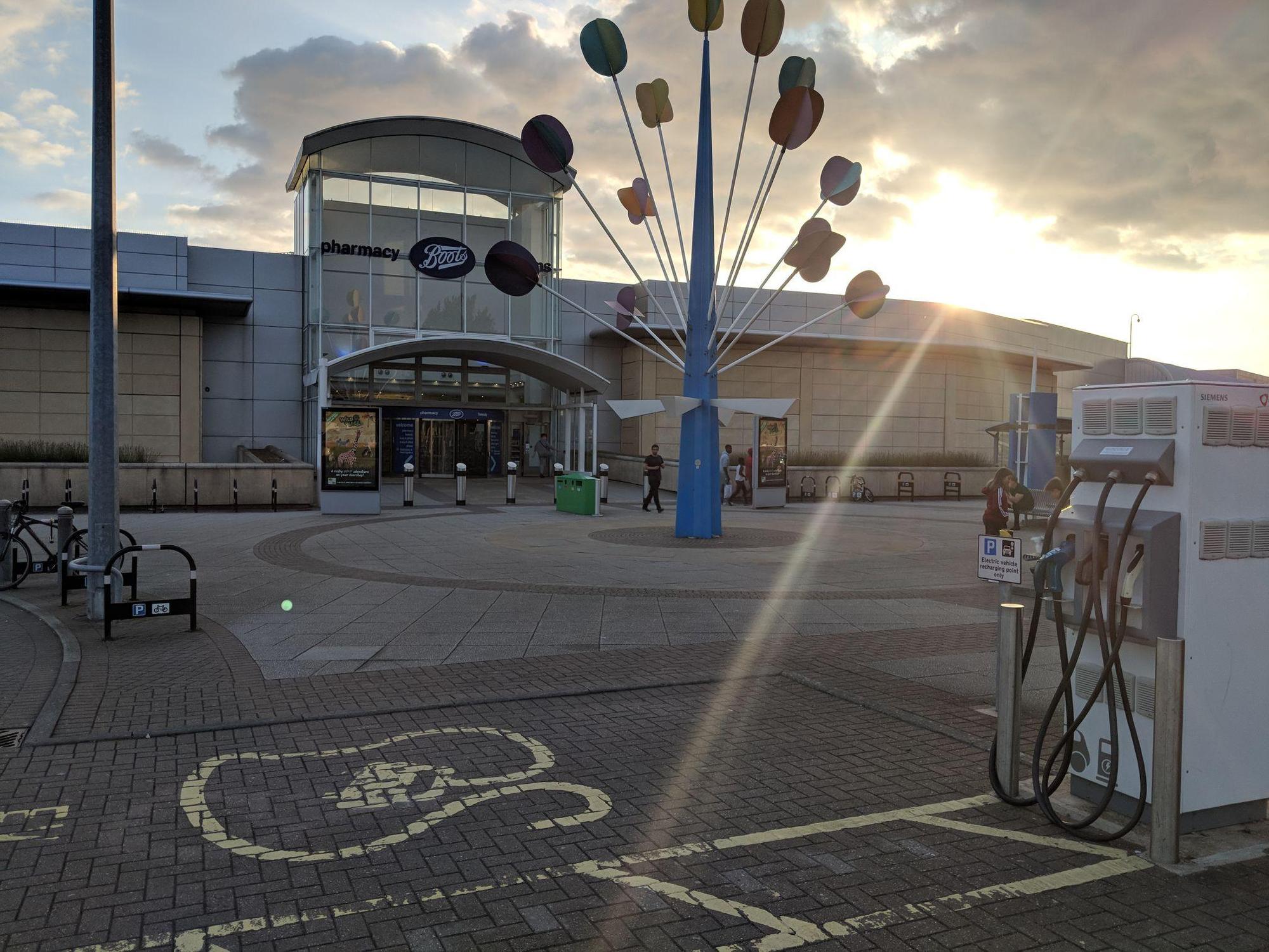 The Mall at Cribbs Causeway Car Park J Patchway, England EV Station
