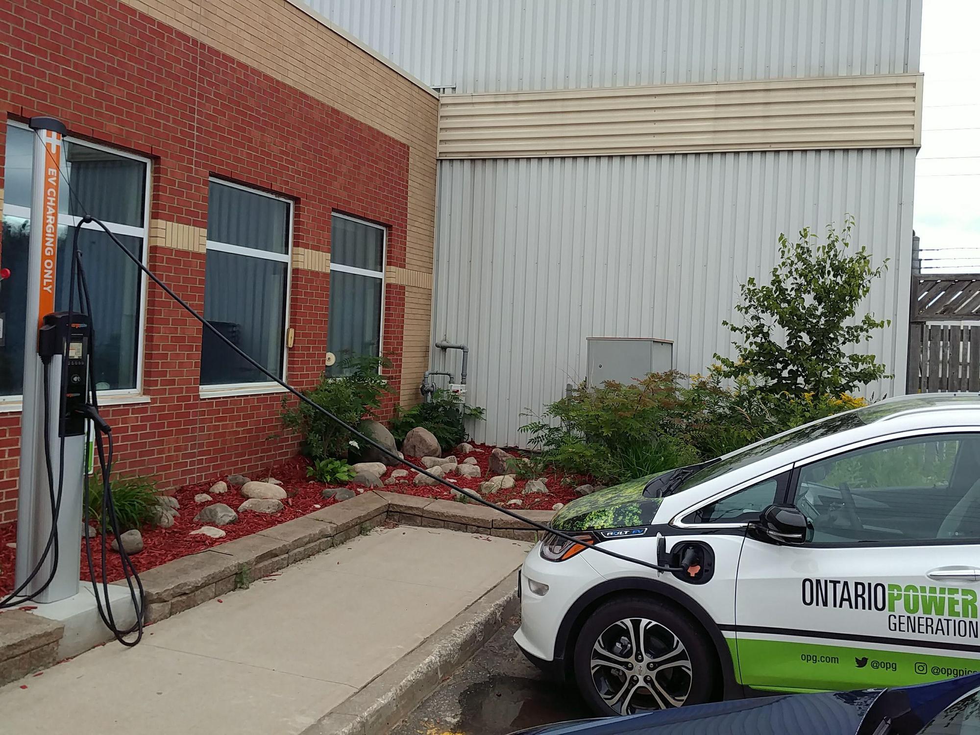 Ontario Power Generation Thunder Bay, ON EV Station