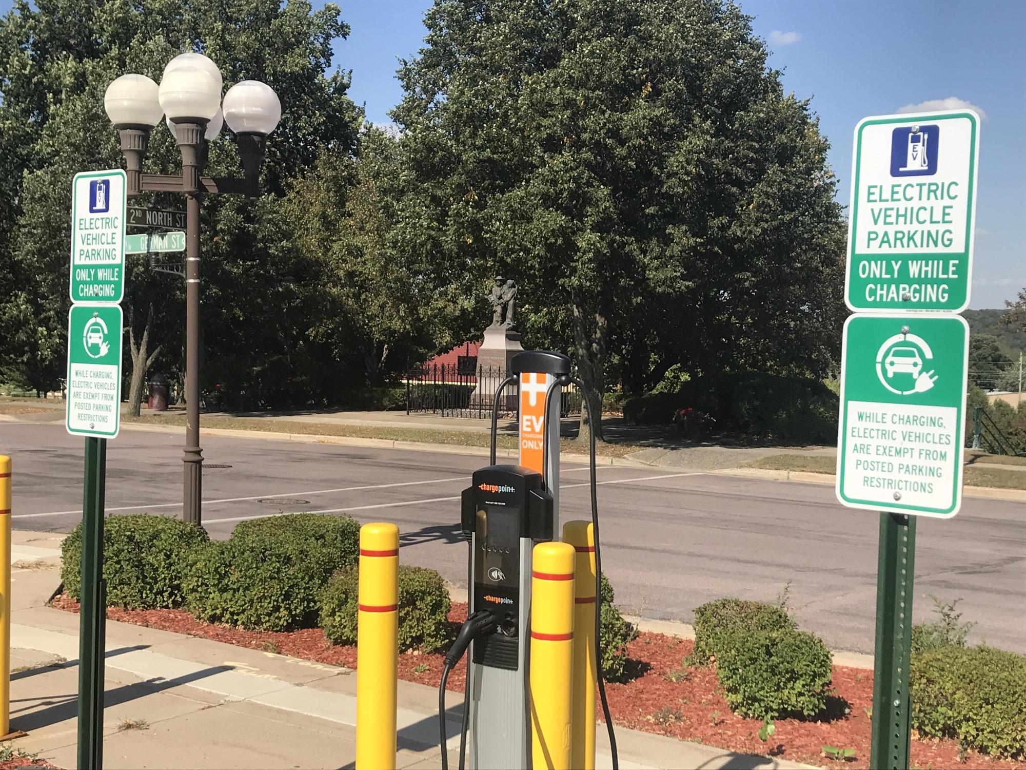New Ulm Public Parking New Ulm, MN EV Station