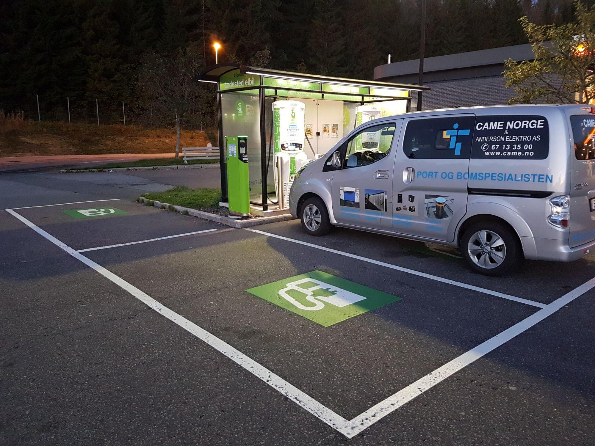 Shell Grelland Shell Grelland Recharge | Grelland 3, 3080 Holmestrand, Norway | EV Station