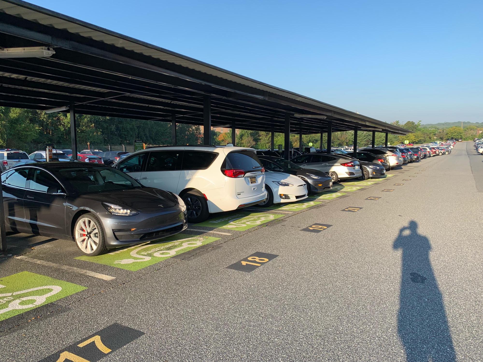 Fast Park & Relax Linthicum Heights, MD EV Station