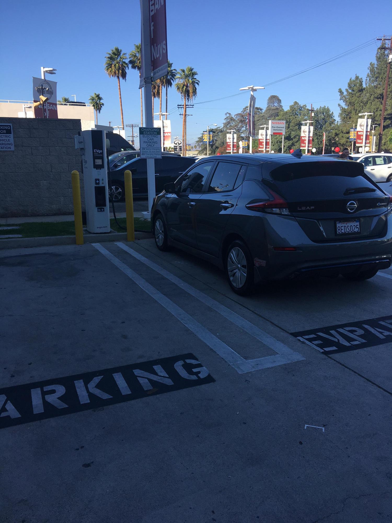 Nissan of Van Nuys Los Angeles, CA EV Station