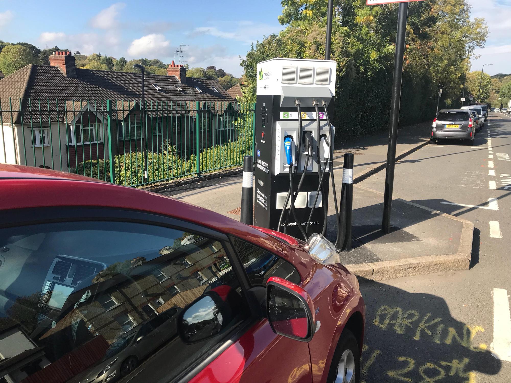 Godstone Road Parking/Charging 302 Godstone Rd, Kenley, CR8 5BG