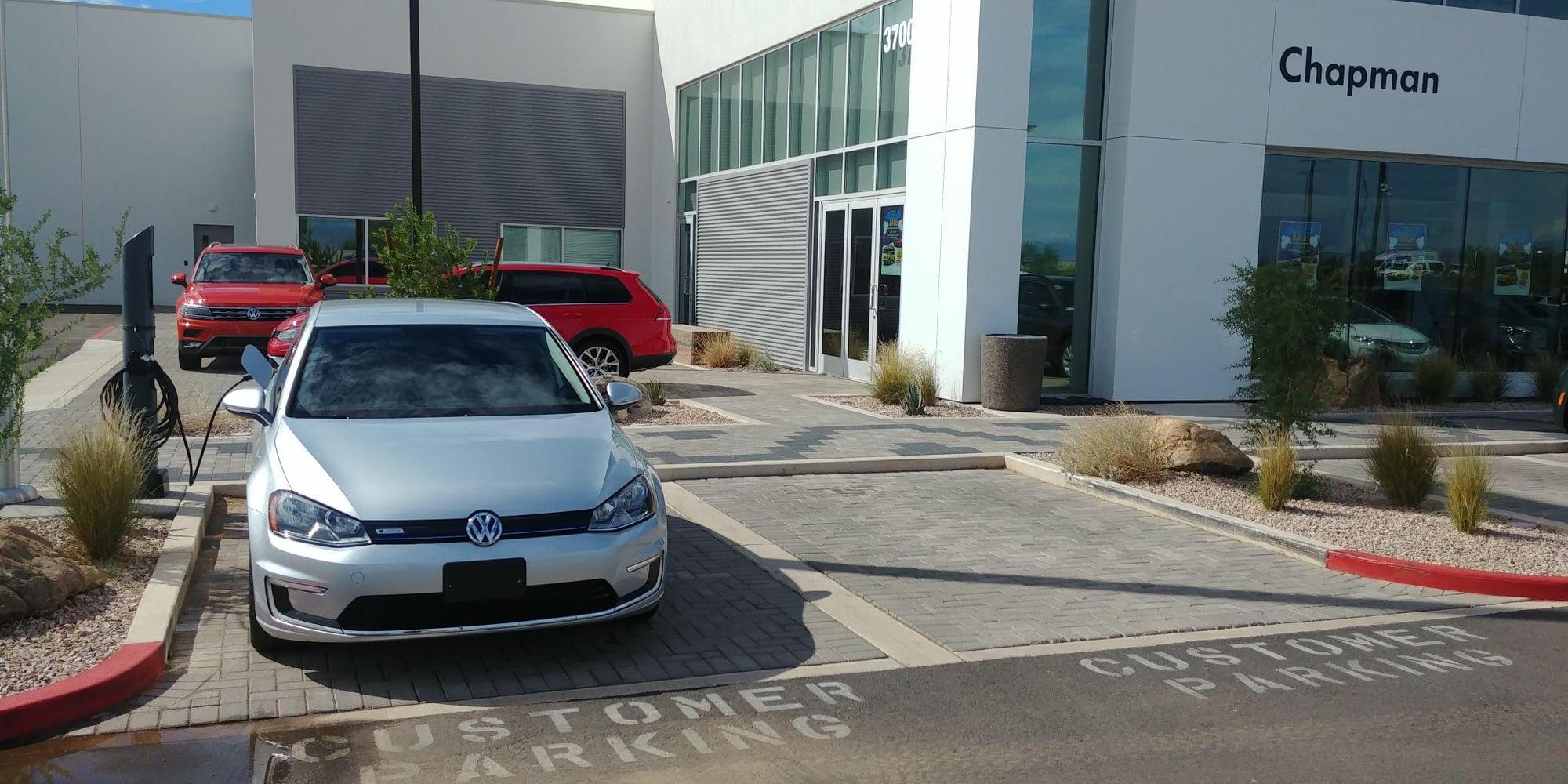 Chapman Volkswagen Scottsdale Scottsdale, AZ EV Station